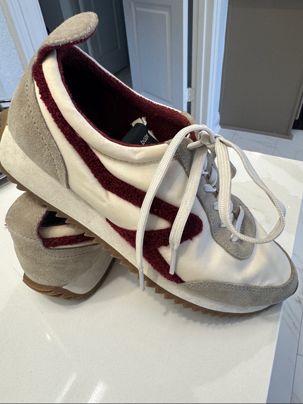 rag & bone Cream and Burgundy Low-Top Sneakers